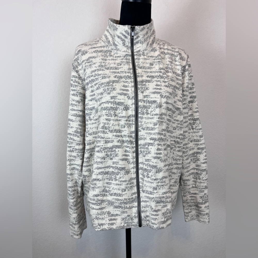 ZYIA Active full zip athletic jacket in gray and white size XXL